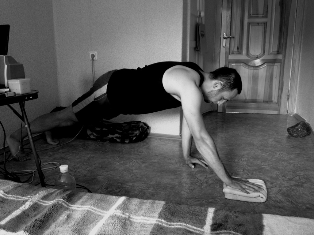 building muscle with bodyweight exercises towel assisted pushup